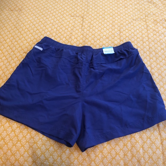 Columbia Shorts - Picture 2 of 8
